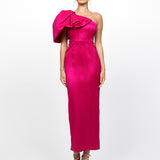 ELANOR DRAMATIC ONE SHOULDER MIDAXI B79D22L