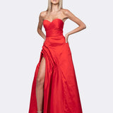 ISABEAU SWEETHEART NECKLINE GOWN B64D18L