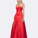 ISABEAU SWEETHEART NECKLINE GOWN B64D18L