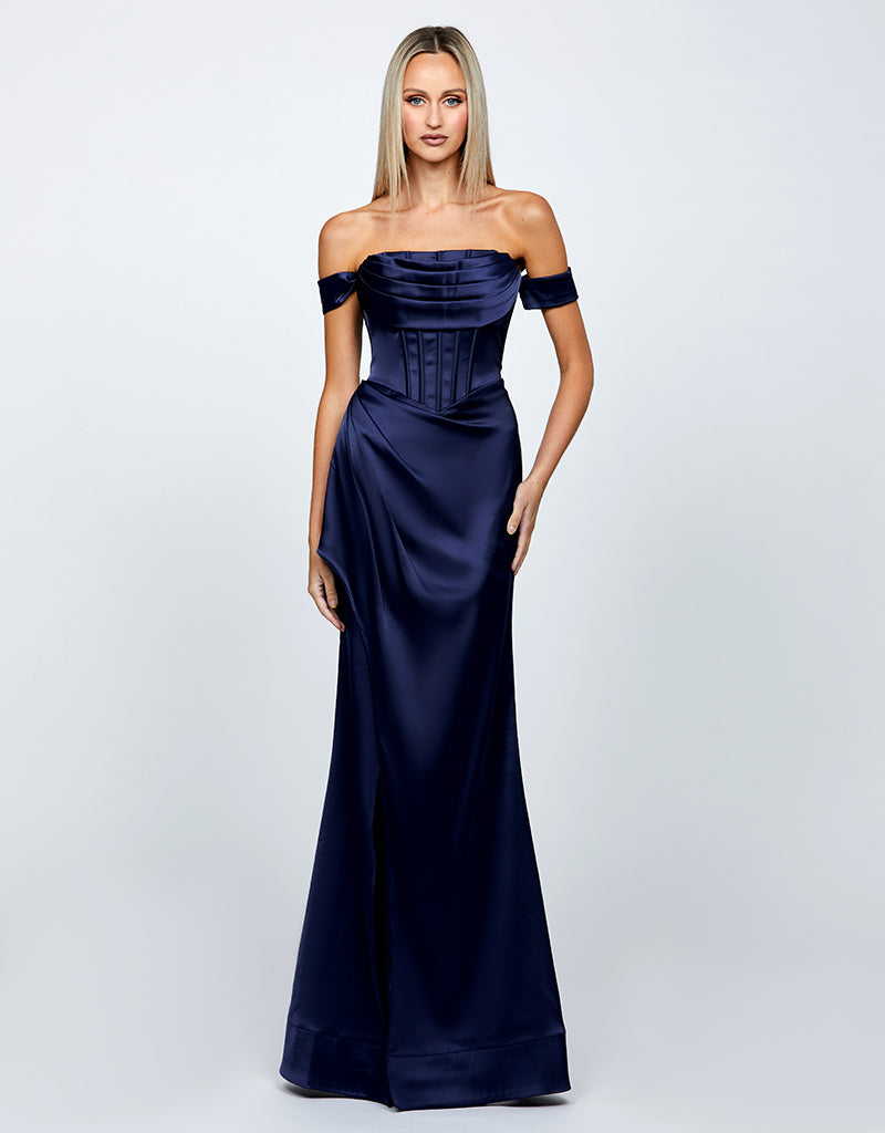 GESS OFF SHOULDER FISHTAIL GOWN B67D30L