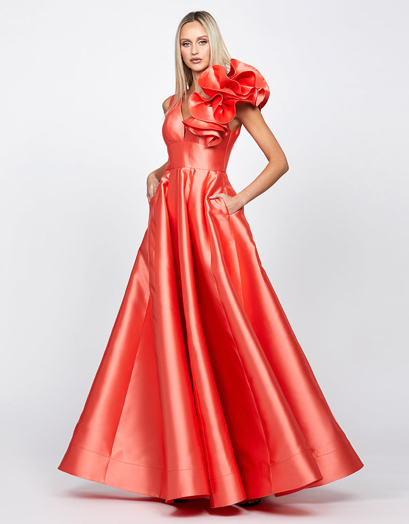 CECE RUFFLE SHOULDER GOWN B71D04L