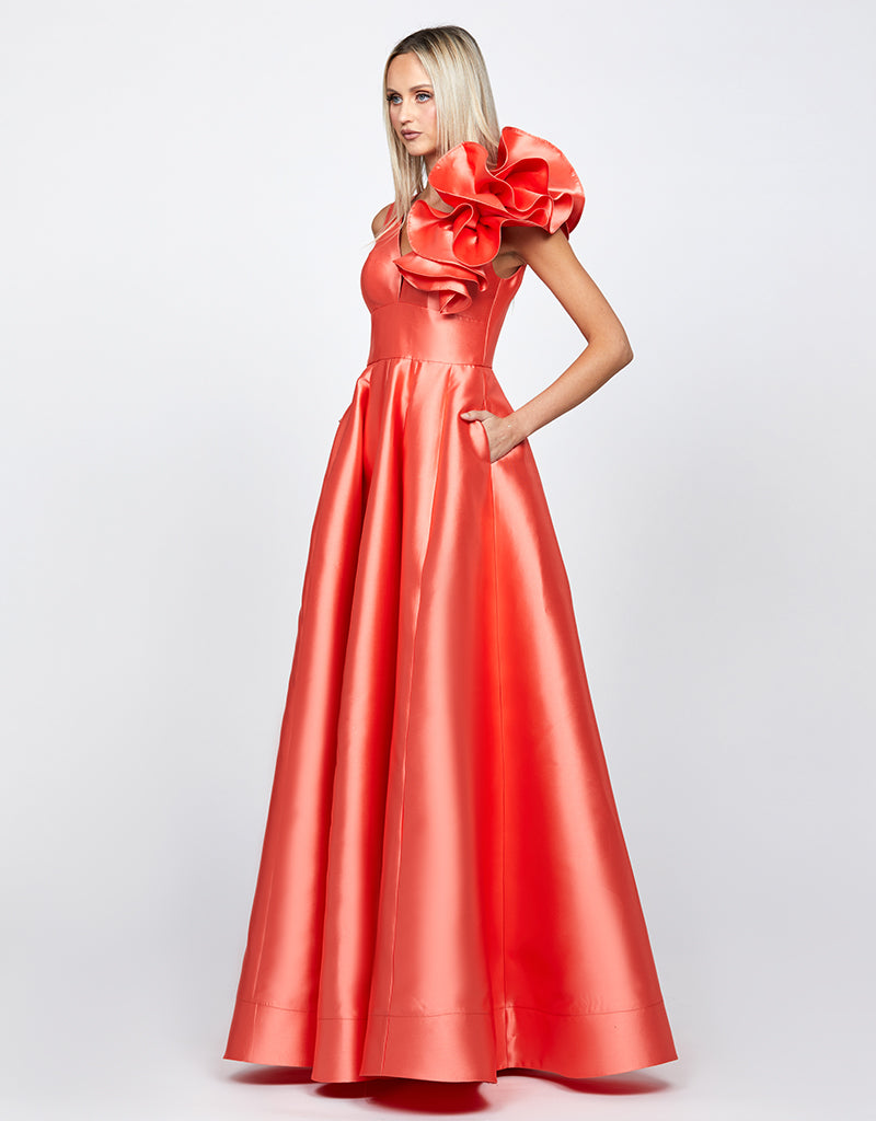 CECE RUFFLE SHOULDER GOWN B71D04L