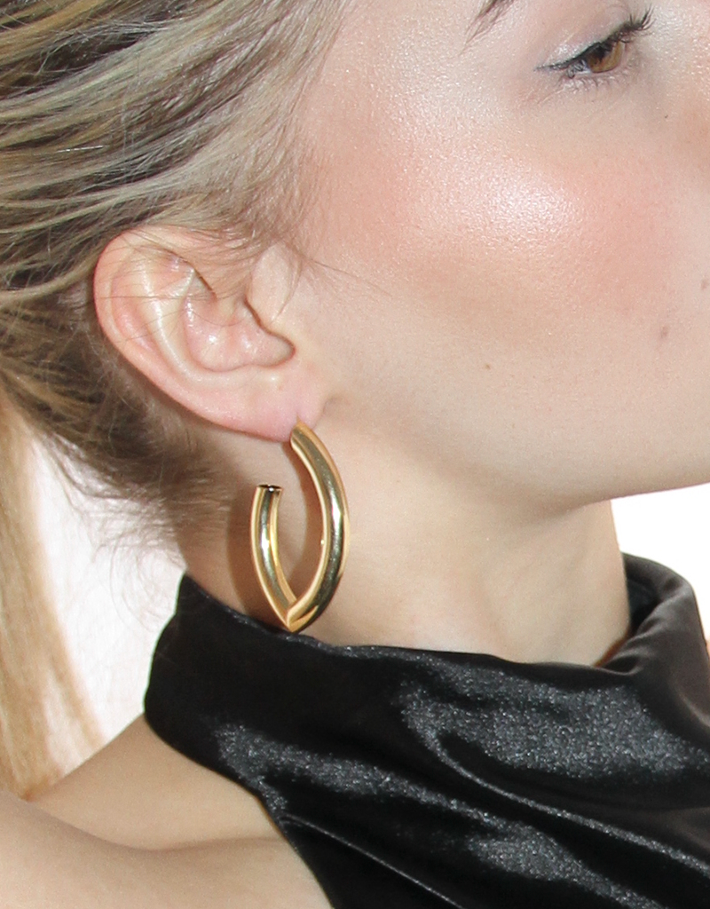 NIRRA SMOOTH EARRINGS